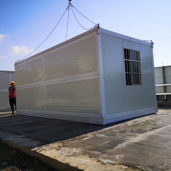 Z Folding House - Image 2